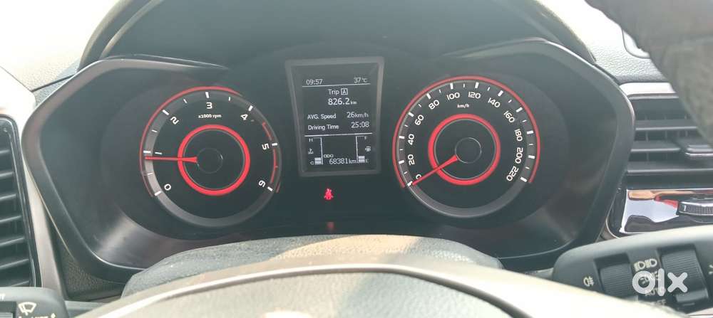 Mahindra Xuv300 W8 Diesel, 2022, Diesel