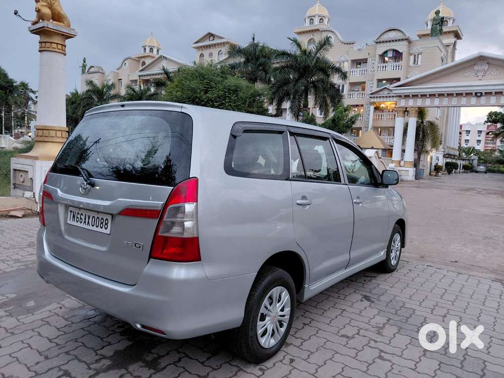 Toyota Innova 2.5 G (diesel) 8 Seater Bs Iv, 2016, Diesel