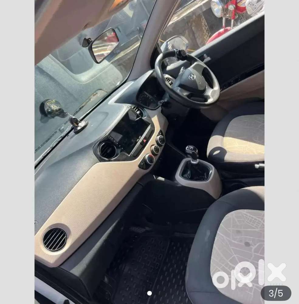 Hyundai Grand I10 Sportz 2015