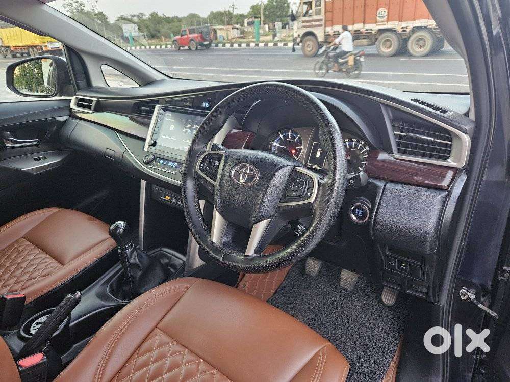 Toyota Innova Crysta 2.4 V 8 Str, 2021, Diesel