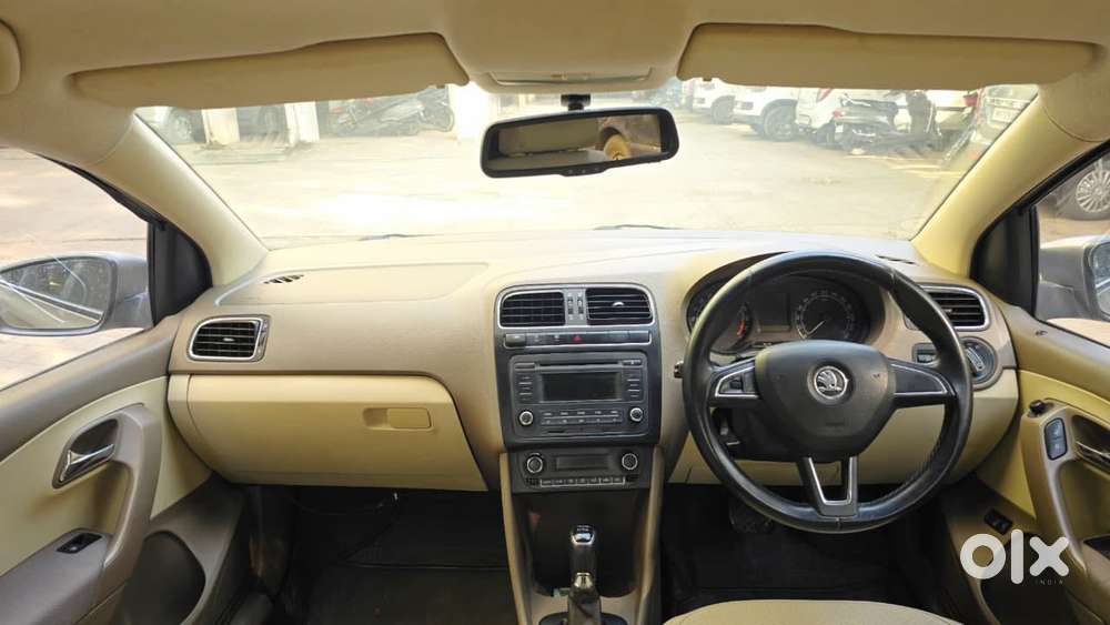 Skoda Rapid 1.5 Tdi At Ambition With Alloy Wheel, 2015, Diesel