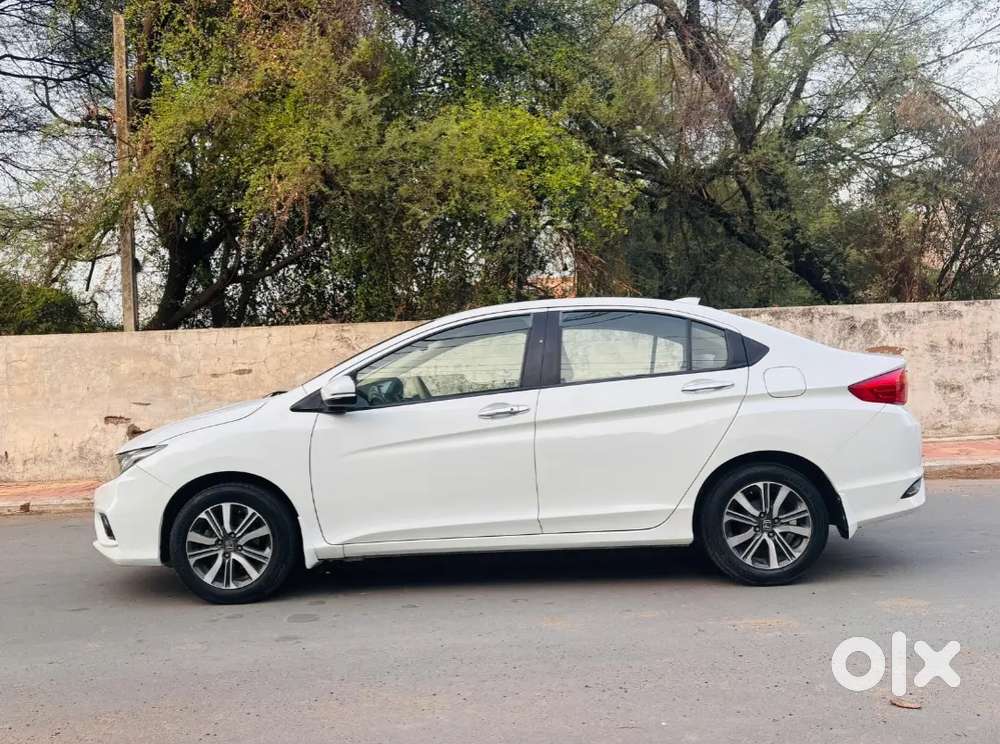 Honda City V Petrol Cng