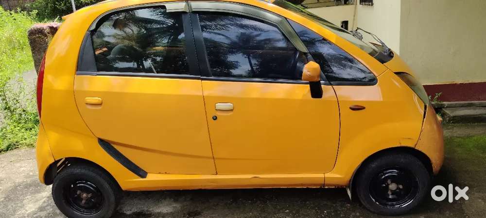 Tata Nano Lx 2012