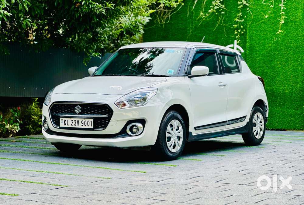 Maruti Suzuki Swift 1.2 Vxi (o), 2023, Petrol