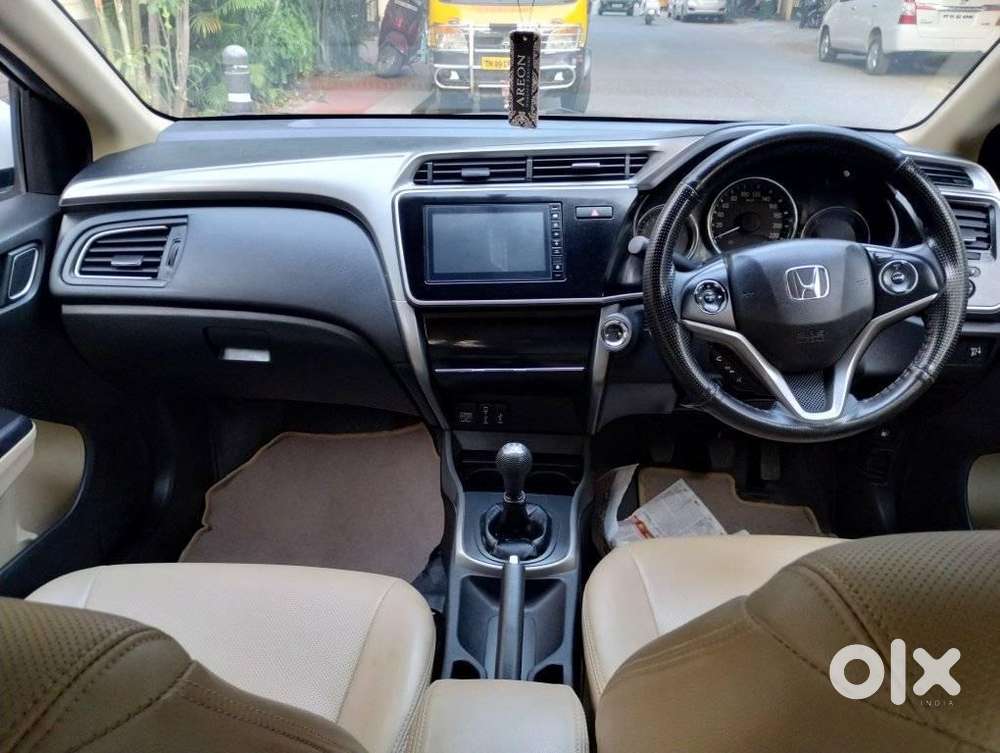 Honda City I-vtec V, 2022, Petrol