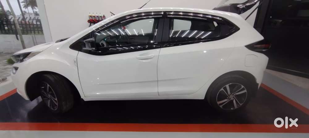 Tata Altroz 1.2 Xz Plus Petrol, 2022, Petrol