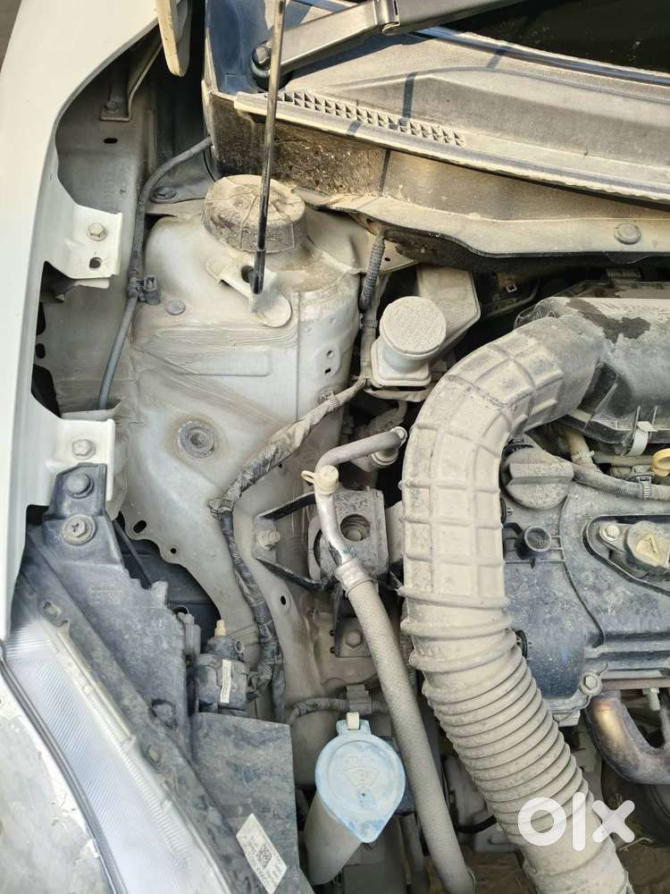 Maruti Suzuki Swift Vxi Petrol