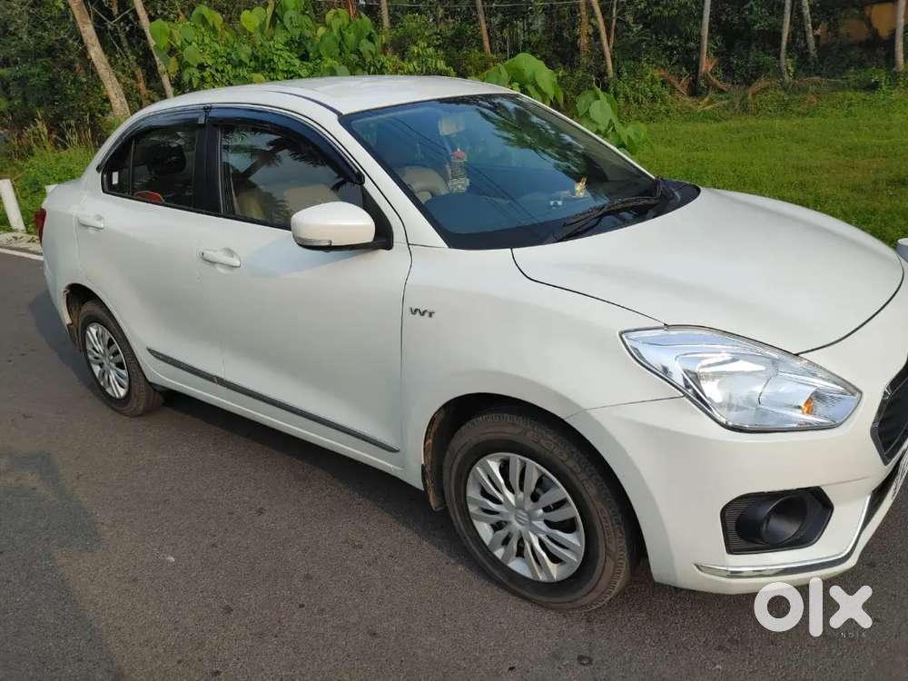 Maruti Suzuki Dzire 2018 Petrol 42000 Km Driven
