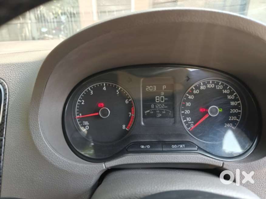 Volkswagen Vento 1.2 Highline Plus At 16 Alloy, 2016, Petrol