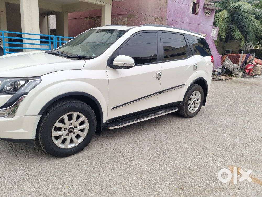 Mahindra Xuv500 W9 At 1.99, 2017, Diesel