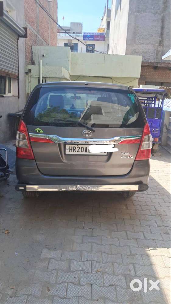 Toyota Innova 2.5 V – Brand New Condition  2016 Model  Single Owner