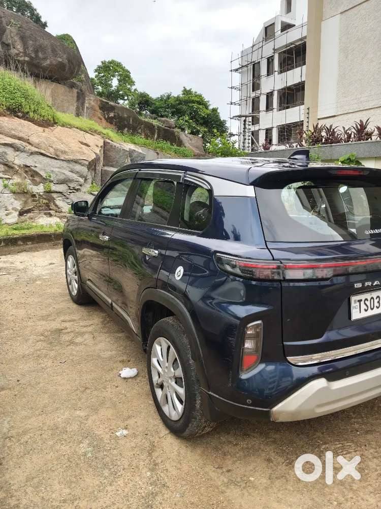 Maruti Suzuki Vitara Hybrid 2023 Model