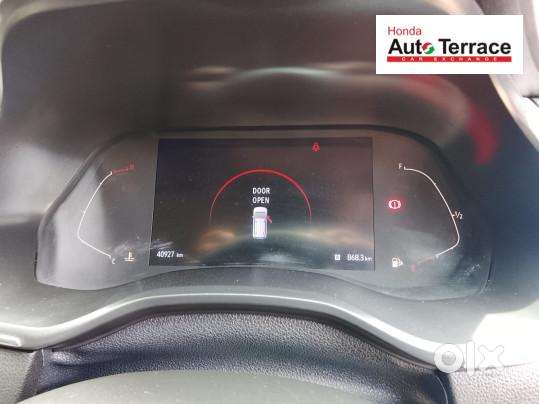 Renault Triber Rxz, 2024, Petrol