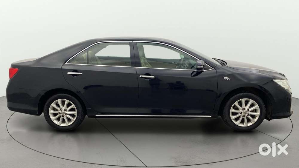 Toyota Camry [ ] 2.5 L At, 2013, Petrol