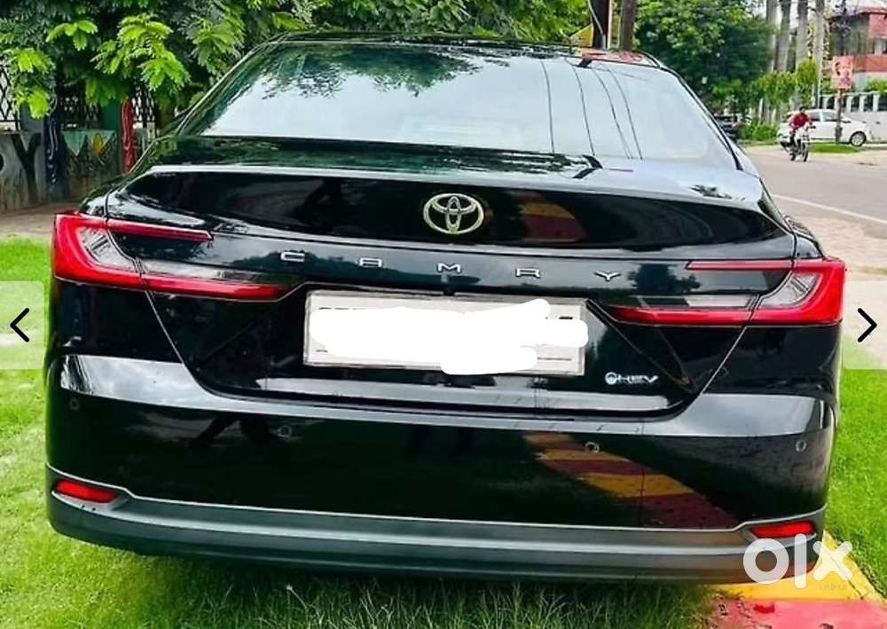 Toyota Camry Hybrid Petrol 2025