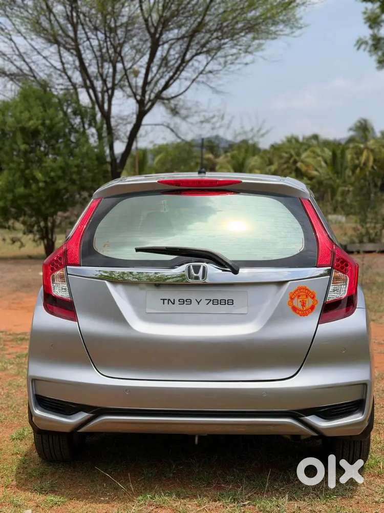 Honda Jazz 2023 Petrol 46400 Km Driven
