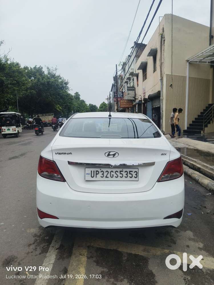 Hyundai Verna 1.6 Crdi At Sx Option, 2015, Diesel