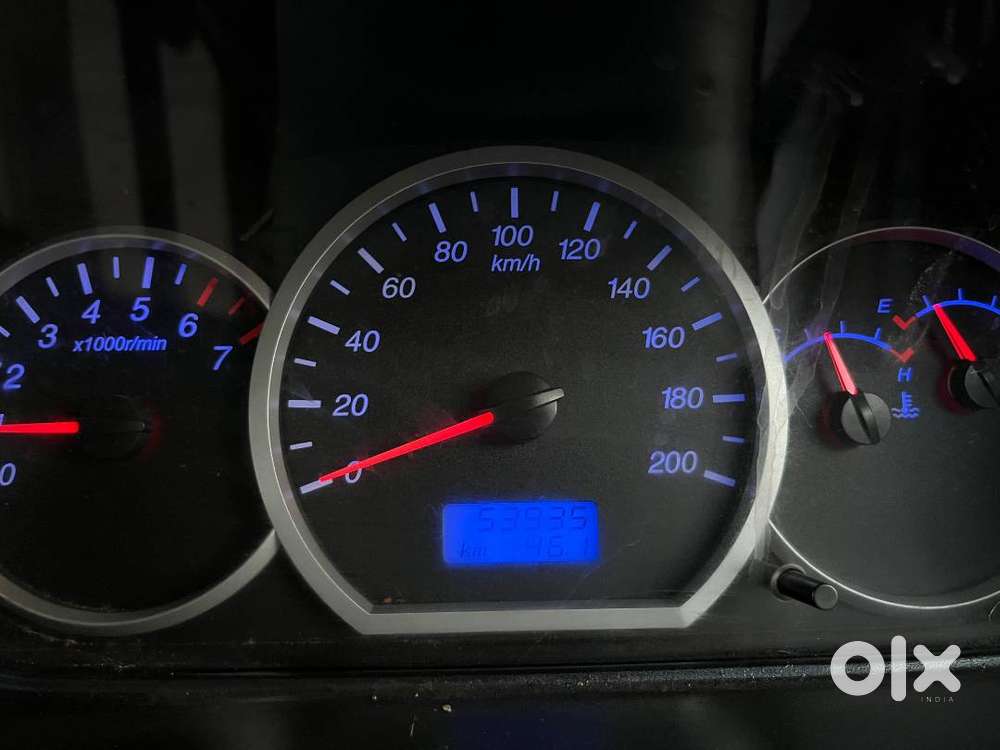 Chevrolet Enjoy 2013 Petrol 2