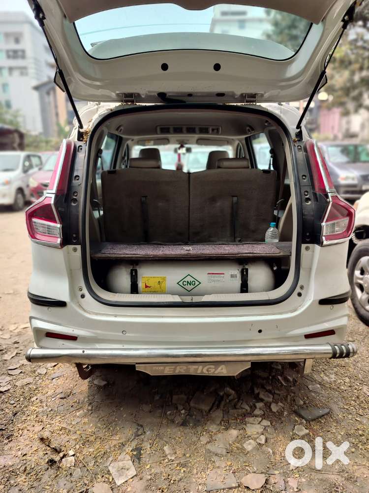 Maruti Suzuki Ertiga 2022-2023 Vxi Cng, 2023, Cng & Hybrids