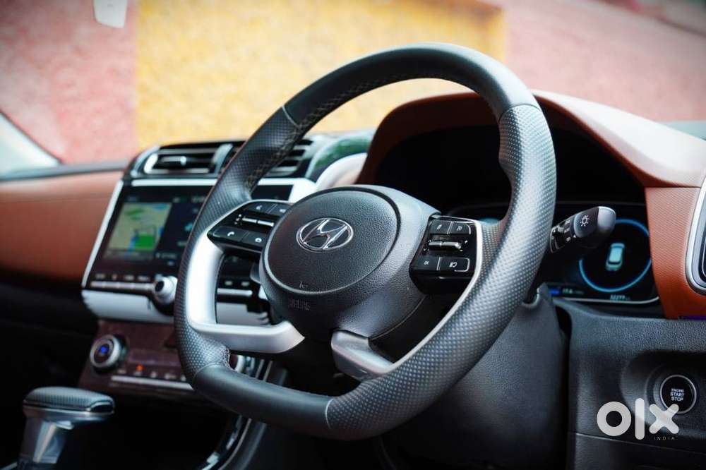 Hyundai Alcazar 2.0 Signature (o) Petrol At 7 Str, 2023, Petrol