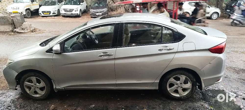 Honda City Vx I-vtec 2015 , Sunroof, Cng On Papers