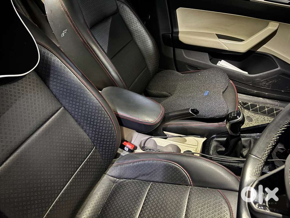 Volkswagen Virtus 1.0 Tsi Highline Manual | Low Driven | Warranty 2029