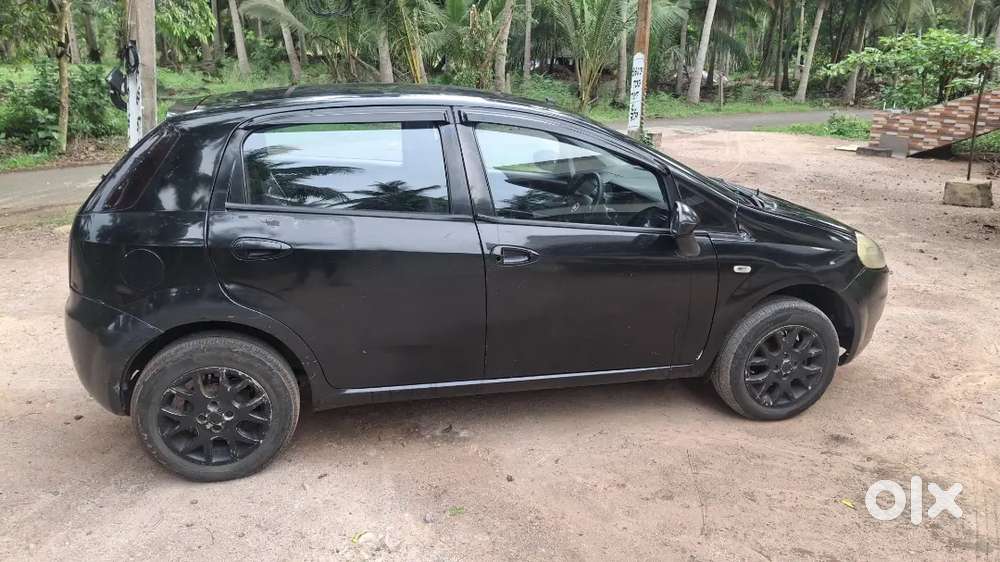Fiat Grande Punto 2009 Diesel 113500 Km Driven
