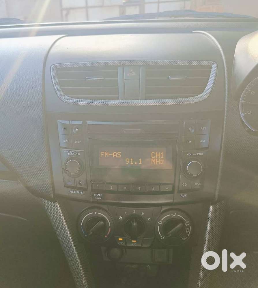 Maruti Suzuki Swift, 2015, Petrol