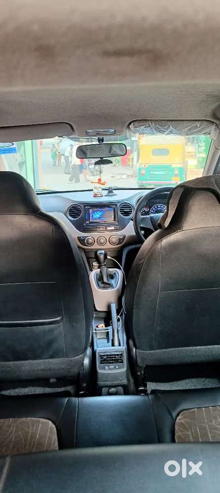 Hyundai I10 2015 It's In V Good Condition Company Maintenance