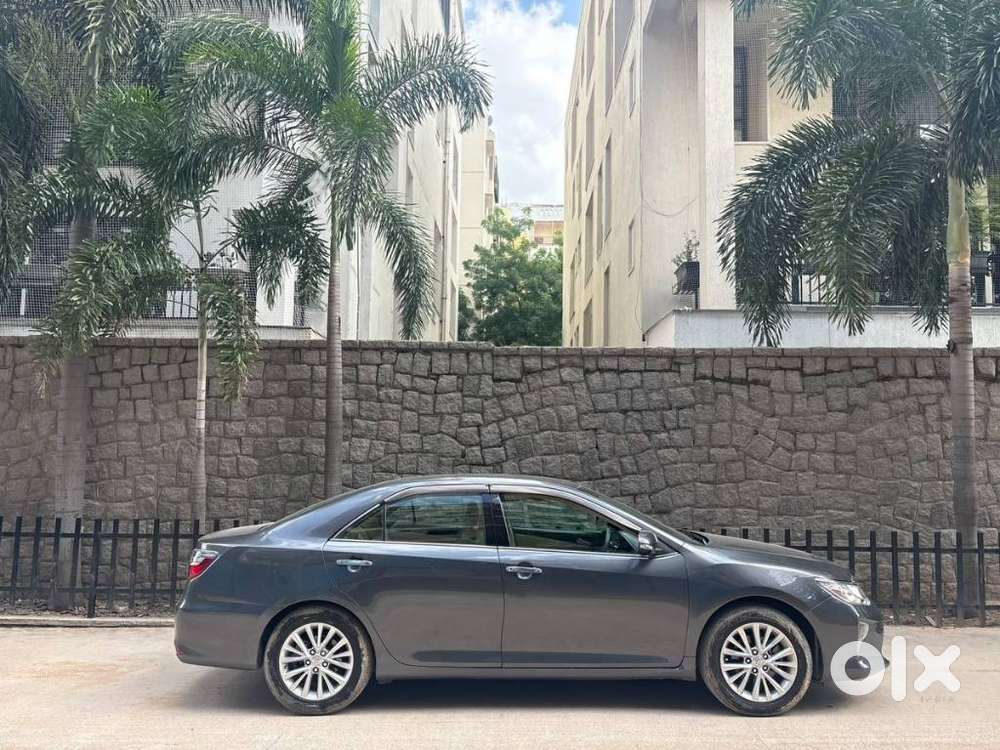 Toyota Camry 2.5 Hybrid, 2015, Petrol