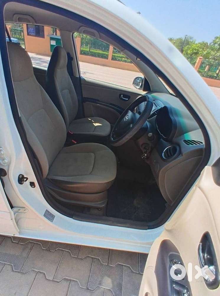 Hyundai I10 Sportz 1.2 Automatic Kappa2, 2012, Petrol