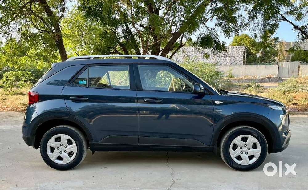 Hyundai Venue S Turbo Dct, 2019, Petrol