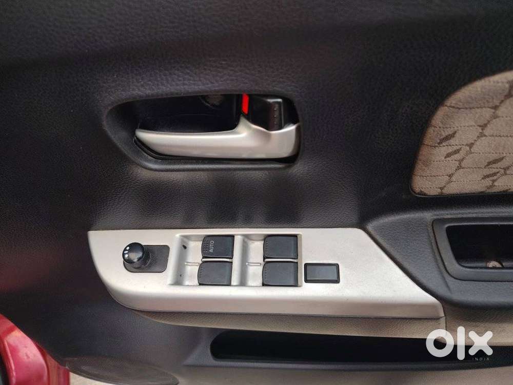 Maruti Suzuki Wagon R Vxi 1.2, 2016, Petrol
