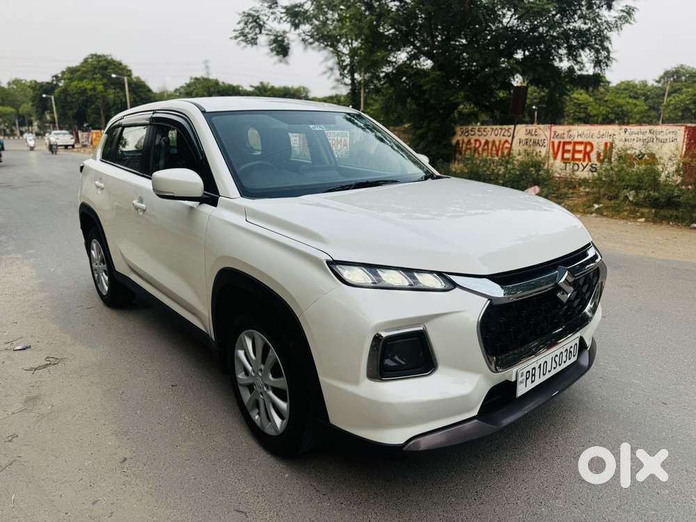 Maruti Suzuki Grand Vitara 1.5 Delta Smart Hybrid At, 2024, Petrol