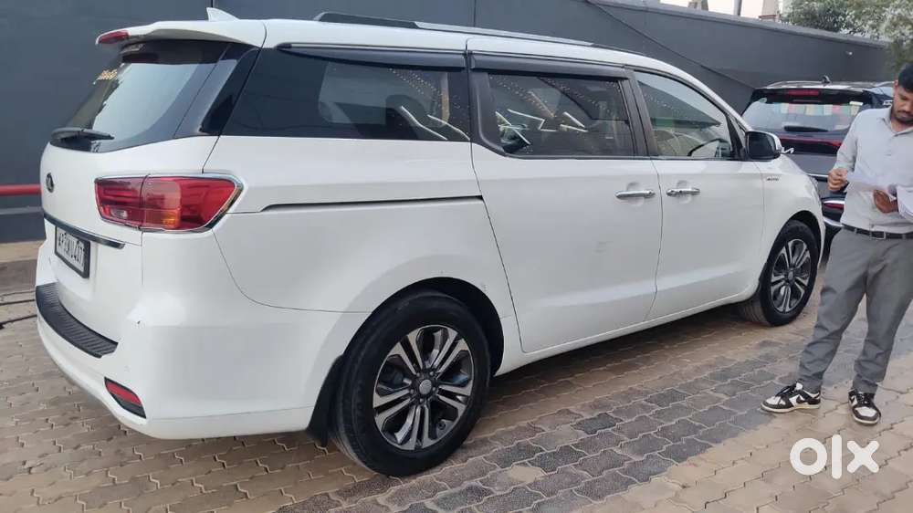 Kia Carnival 7seater 2021