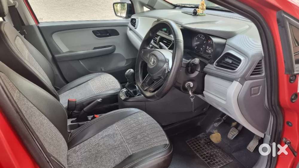 Tata Altroz Xe Petrol, 2021, Petrol