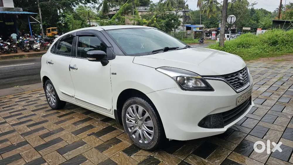 2017 Maruti Suzuki Baleno Alpha Diesel  Pearl White  91,000 Km  Sho