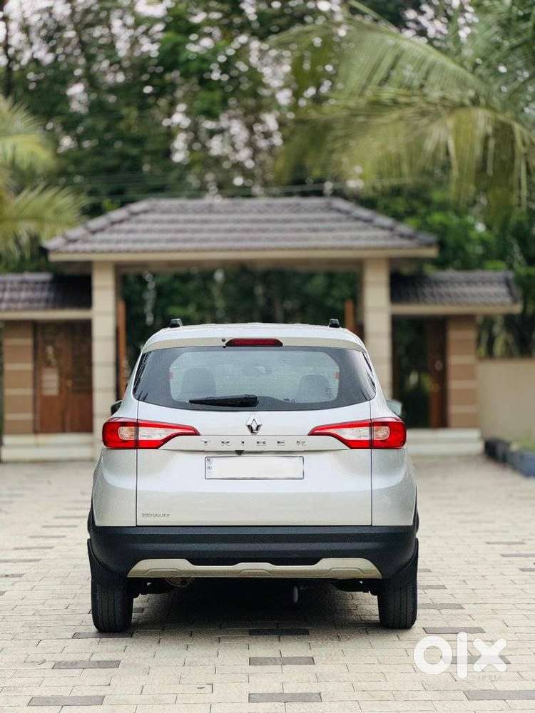 Renault Triber Rxz, 2024, Petrol