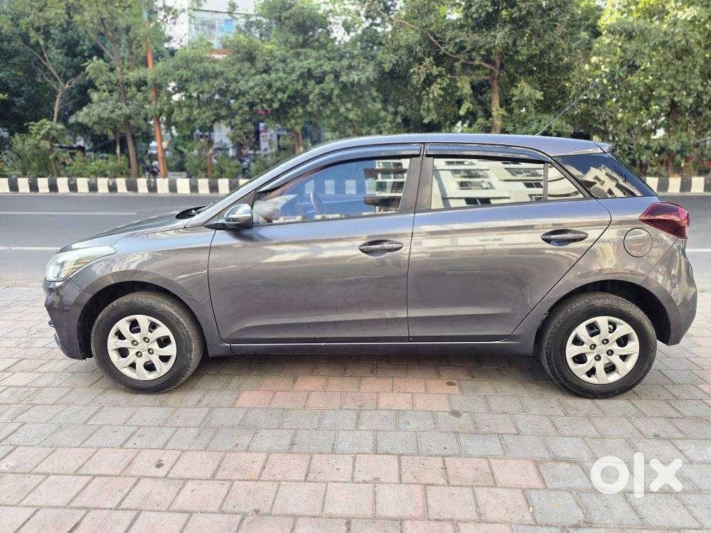 Hyundai I20 Sportz Plus Dual Tone Diesel, 2018, Diesel