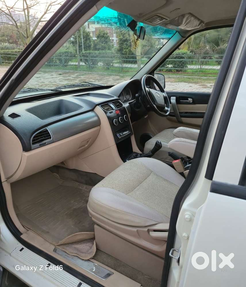 Tata Safari Storme, 2013, Diesel