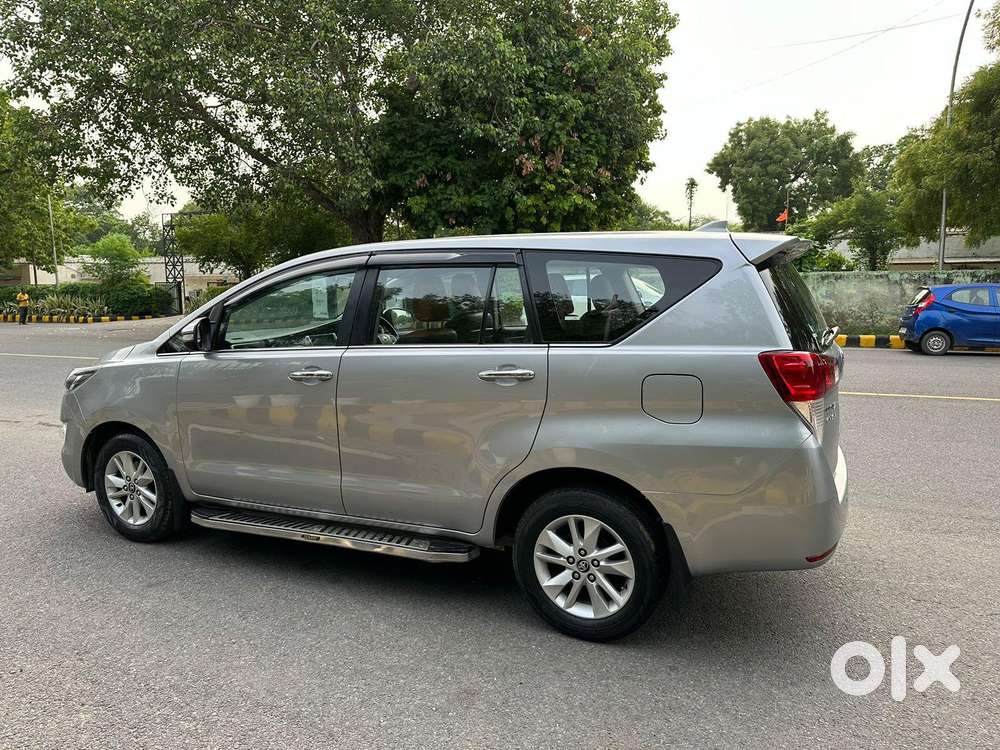 Toyota Innova Crysta