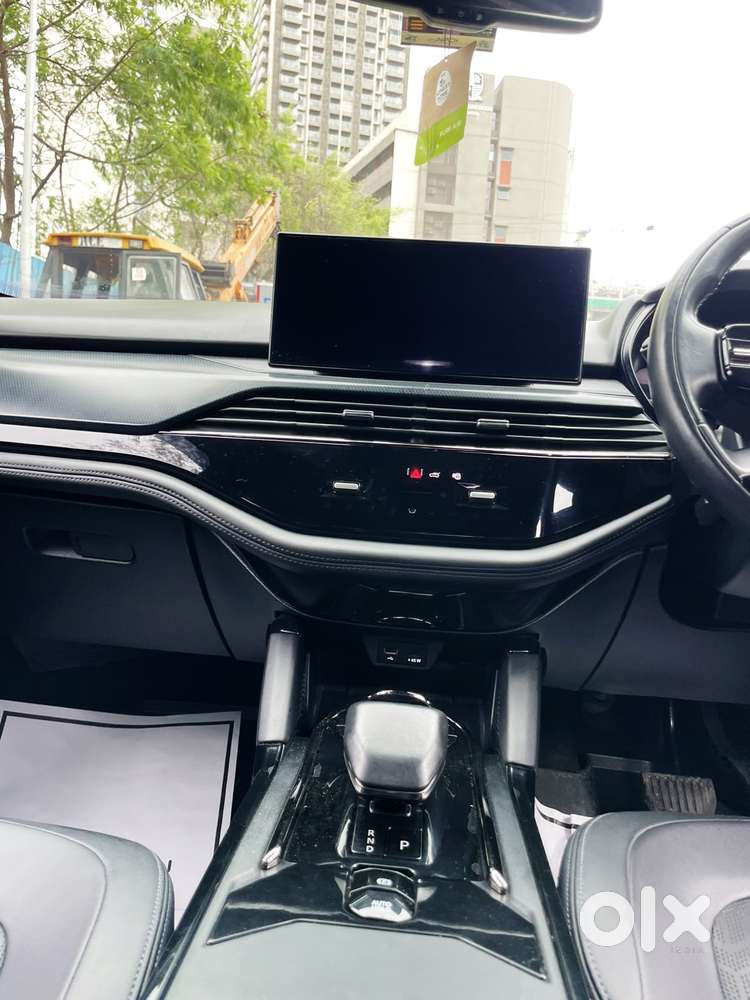 Tata Safari Accomplished Plus Dark Edition, 2023, Diesel