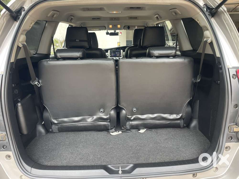 Toyota Innova Crysta 2.4 Gx Limited Edition At 7 Str, 2022, Diesel