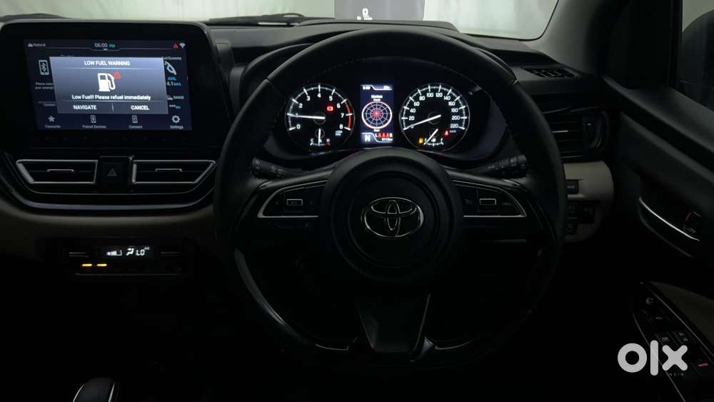 Toyota Glanza 1.2 V Amt, 2025, Petrol