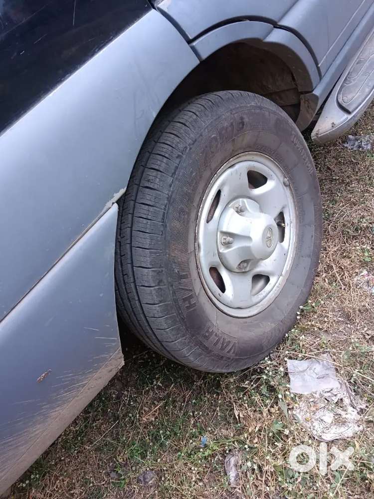 Tata Safari Dicor 2012