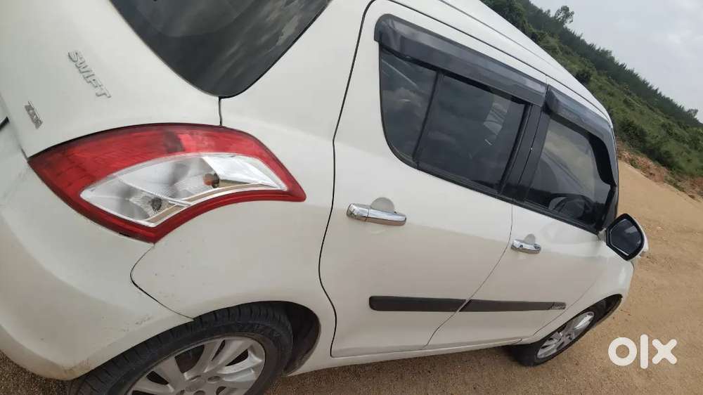 Maruti Suzuki Swift Zdi 2012