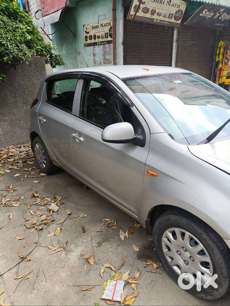 Hyundai I20 Dec 2011 Petrol - Excellent Condition