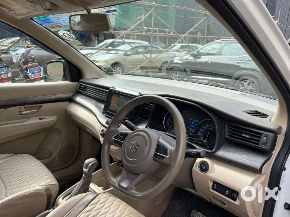 Maruti Suzuki Ertiga Zxi At Shvs, 2022, Petrol