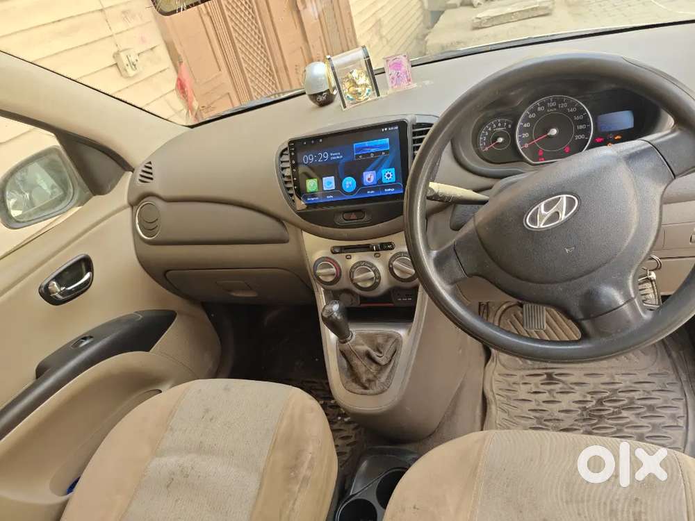 I 10 Sports Top Modal