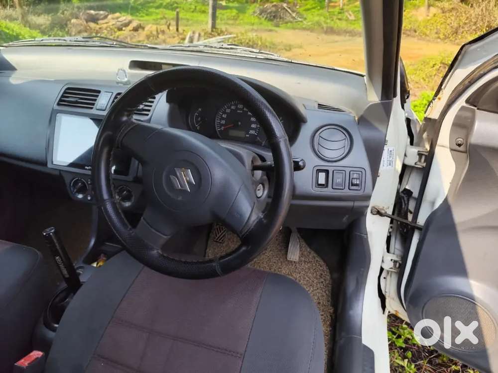 Maruti Suzuki Swift Dzire 2010 Diesel 125000 Km Driven